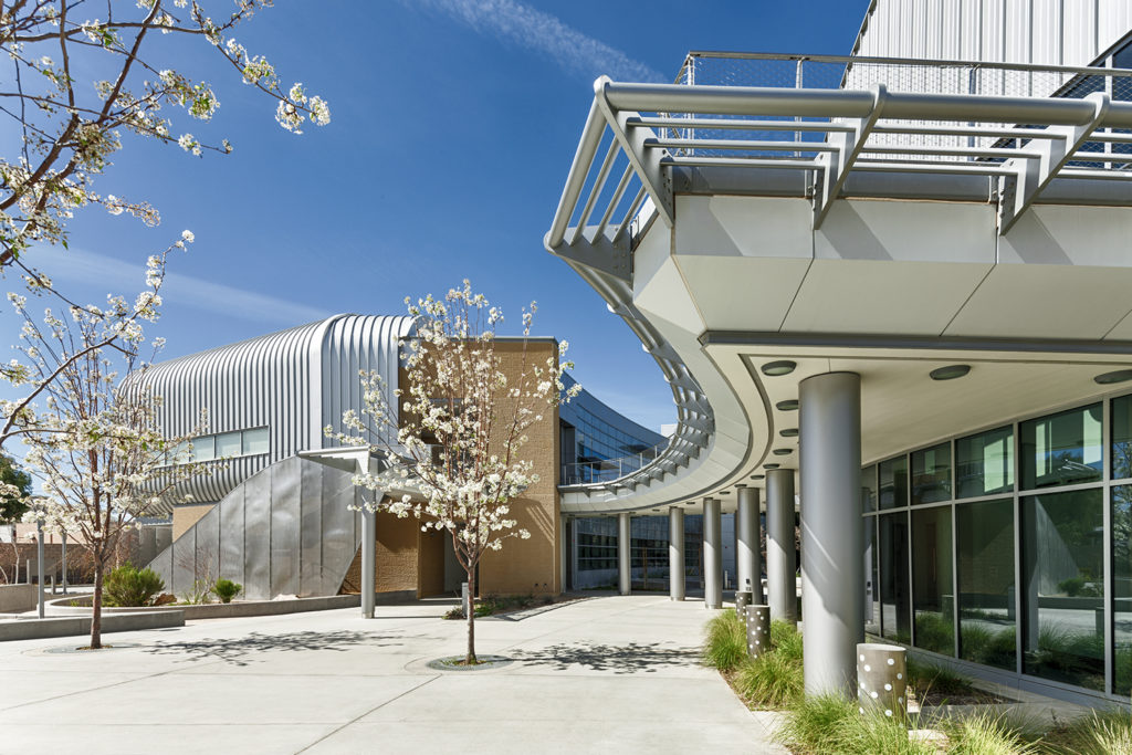 ANTELOPE VALLEY COLLEGE Health and Sciences Building