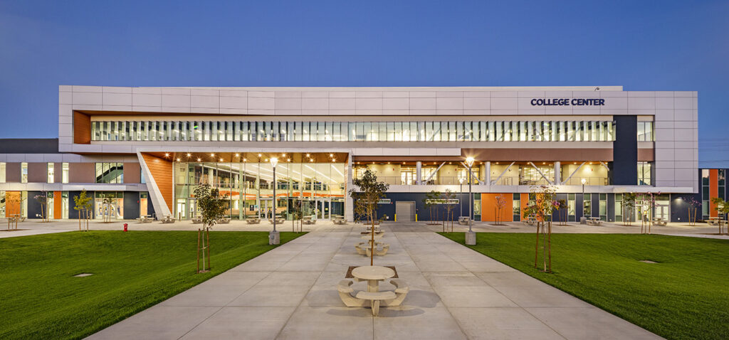 ORANGE COAST COLLEGE College Center and Student Union Complex