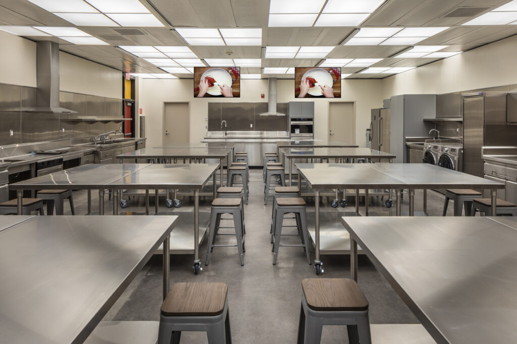 WILSON HIGH SCHOOL Home Economics Renovation