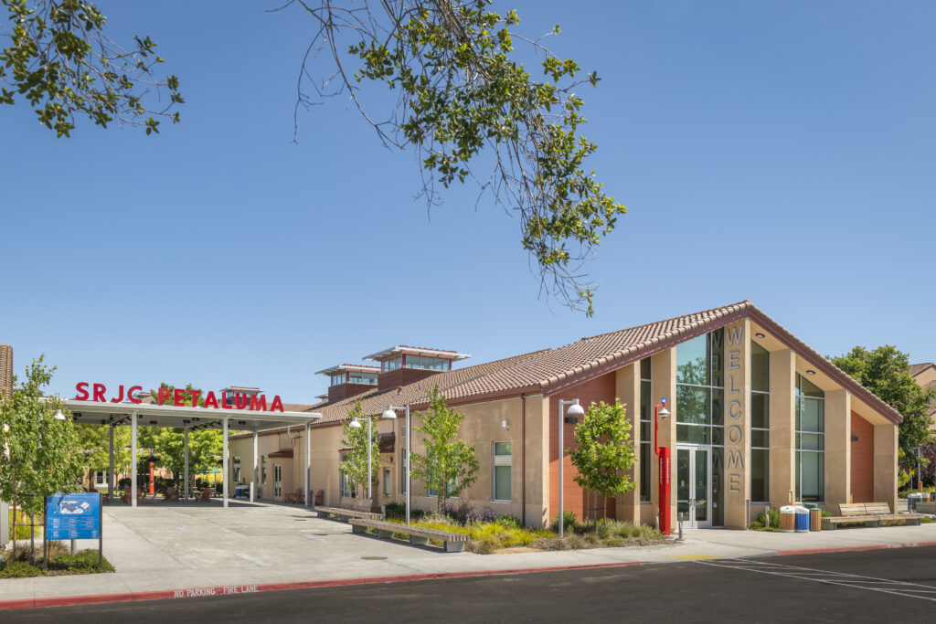 SANTA ROSA JUNIOR COLLEGE PETALUMA Student Life Building
