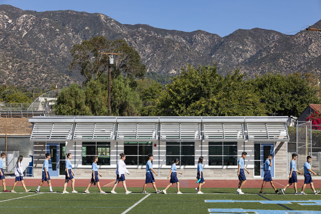 CRESCENTA VALLEY HIGH SCHOOL Sport Medicine Lab and Classroom